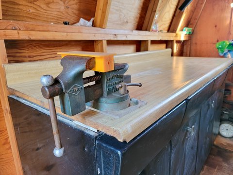 Shed workbench